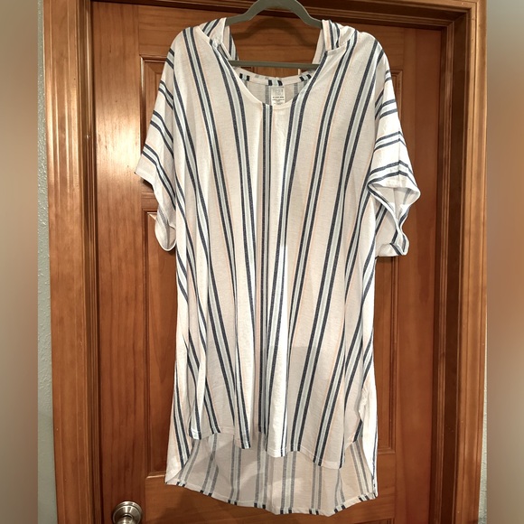 Time and Tru Other - BRAND NEW WITHOUT TAGS! Time and Tru 3X swim coverup.